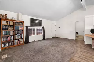 1418 S Canelo Rd, Golden Valley, AZ 86413 - Photo 12