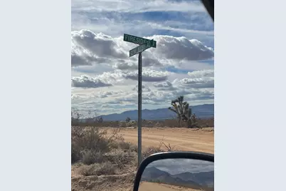 242-10-007 S Gene Autry Road, Yucca, AZ 86438 - Photo 16