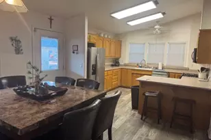 2558 Mountain Crest, Bullhead City, AZ 86429 - Photo 4