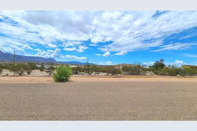 90 E Kolb Drive, Meadview, AZ 86444 - Photo 2