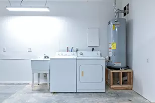 1453 Luna Ln, Bullhead City, AZ 86442 - Photo 16