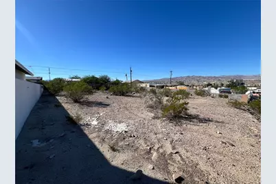 1439 Summit Drive, Bullhead City, AZ 86442 - Photo 2