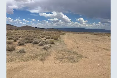 331-35-146 E Calle Sonoita Road, Kingman, AZ 86409 - Photo 6