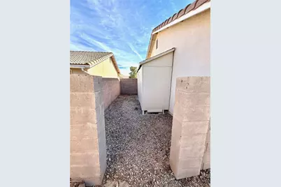 3765 Henry Fonda Way, Kingman, AZ 86409 - Photo 42