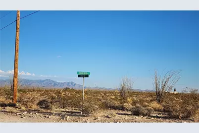 208-33-022 W Wilshire Road, Yucca, AZ 86438 - Photo 24