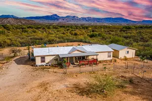 18488 Golf Course Ave, Wikieup, AZ 85360 - Photo 2