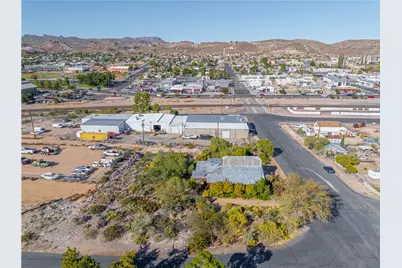 125 E Park Street, Kingman, AZ 86401 - Photo 8