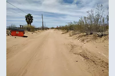 3456 N Lochiel Road, Golden Valley, AZ 86413 - Photo 2
