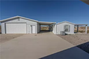 30305 N Basin Rd, Meadview, AZ 86444 - Photo 12