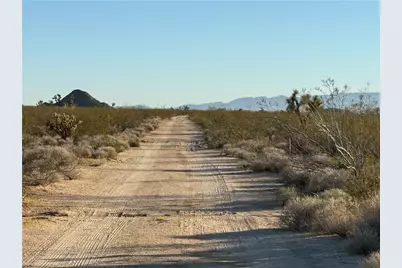 208-26-114 S Red Lake Road, Yucca, AZ 86438 - Photo 8