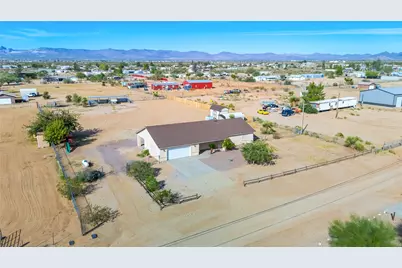 3605 N San Pedro Road, Golden Valley, AZ 86413 - Photo 60