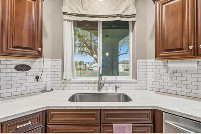 10730 S Shimmering Way, Mohave Valley, AZ 86440 - Photo 12