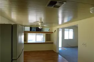 599 Malibu Ct, Bullhead City, AZ 86442 - Photo 4