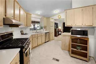 2960 Silver Creek Rd, Bullhead City, AZ 86442 - Photo 20