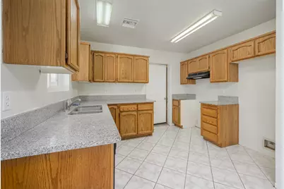 1832 Coral Isle Drive, Bullhead City, AZ 86442 - Photo 16