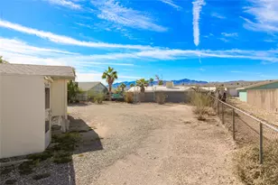 1595 River Gardens Dr, Bullhead City, AZ 86442 - Photo 30