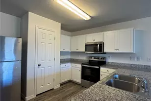 1624 Paige Dr, Bullhead City, AZ 86442 - Photo 6