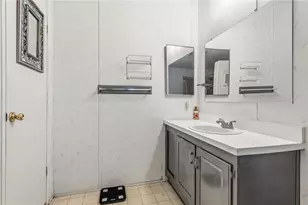 459 S Hano Rd, Golden Valley, AZ 86413 - Photo 26