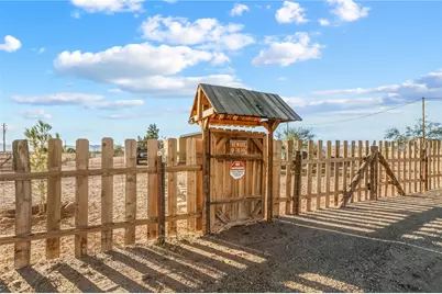 459 S Hano Road, Golden Valley, AZ 86413 - Photo 48