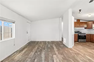 459 S Hano Rd, Golden Valley, AZ 86413 - Photo 14