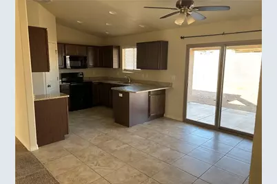 2991 E Estrella Vista Vista, Kingman, AZ 86409 - Photo 10