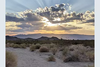 13505 S Alan Road, Yucca, AZ 86438 - Photo 30
