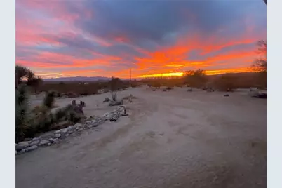 11328 S Kinard Road, Yucca, AZ 86438 - Photo 38