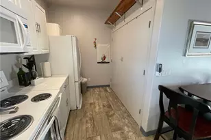 11328 S Kinard Rd, Yucca, AZ 86438 - Photo 14