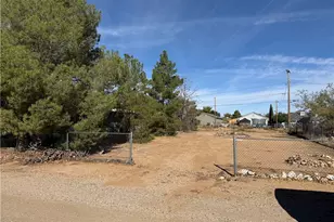 2315 E Suffock Ave, Kingman, AZ 86409 - Photo 2