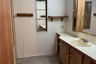 561 Harbor Dr, Bullhead City, AZ 86442 - Photo 12