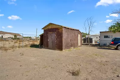 419 E Beverly Avenue, Kingman, AZ 86409 - Photo 16