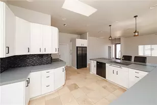 10563 N Garrett Dr, Kingman, AZ 86401 - Photo 30