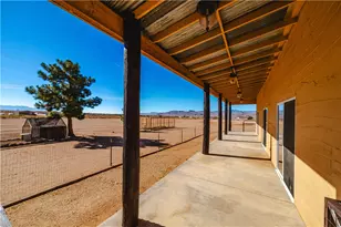 10563 N Garrett Dr, Kingman, AZ 86401 - Photo 12