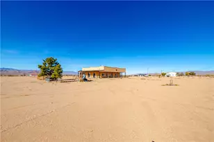 10563 N Garrett Dr, Kingman, AZ 86401 - Photo 2