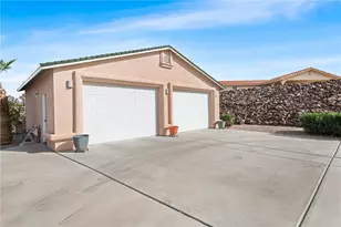 1837 Wolf Rd, Bullhead City, AZ 86442 - Photo 22