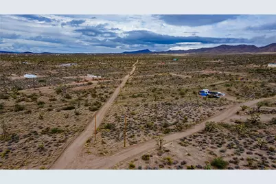 001 W Cajon Drive, White Hills, AZ 86445 - Photo 4