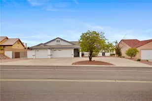 3338 McCormick Blvd, Bullhead City, AZ 86429 - Photo 2