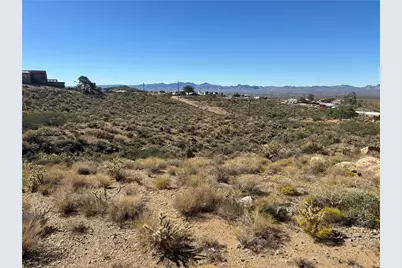 031 N So Hi Boulevard, Golden Valley, AZ 86413 - Photo 8