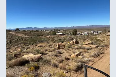 031 N So Hi Boulevard, Golden Valley, AZ 86413 - Photo 14