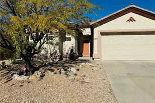2853 Esmerelda Dr, Bullhead City, AZ 86429 - Photo 2