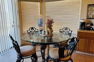 2853 Esmerelda Dr, Bullhead City, AZ 86429 - Photo 10