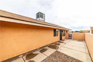 1006 Belcourt Cir, Kingman, AZ 86409 - Photo 6