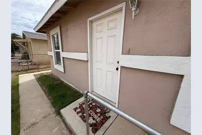 2036 Davis Avenue, Kingman, AZ 86401 - Photo 2