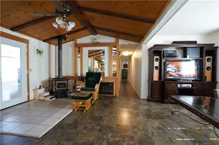 18193 N Sequoia Dr, Dolan Springs, AZ 86441 - Photo 16