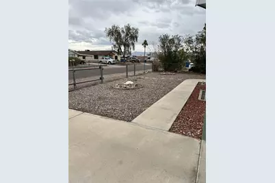 1064 Holly Street, Bullhead City, AZ 86442 - Photo 4