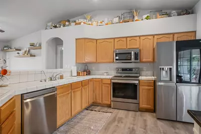 2915 Desert Trail Drive, Bullhead City, AZ 86429 - Photo 8