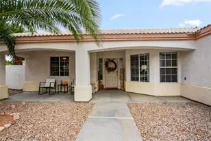 2915 Desert Trail Dr, Bullhead City, AZ 86429 - Photo 2