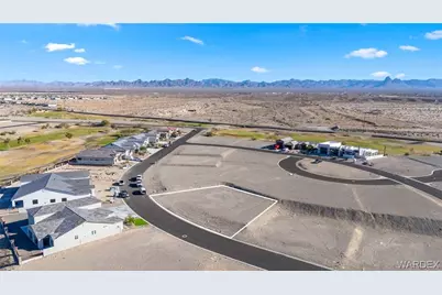 2424 E Calle Sevilla, Fort Mohave, AZ 86426 - Photo 10