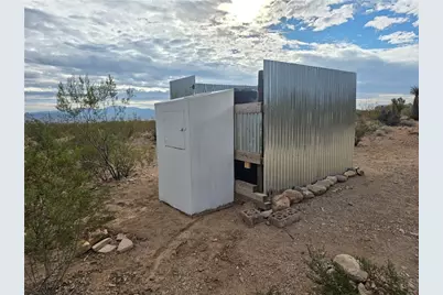 1460 S Egar, Golden Valley, AZ 86413 - Photo 46