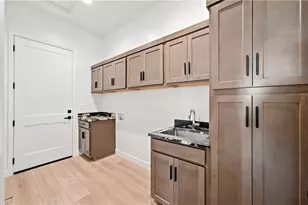 1025 N Juniper Hills Ct, Kingman, AZ 86409 - Photo 38
